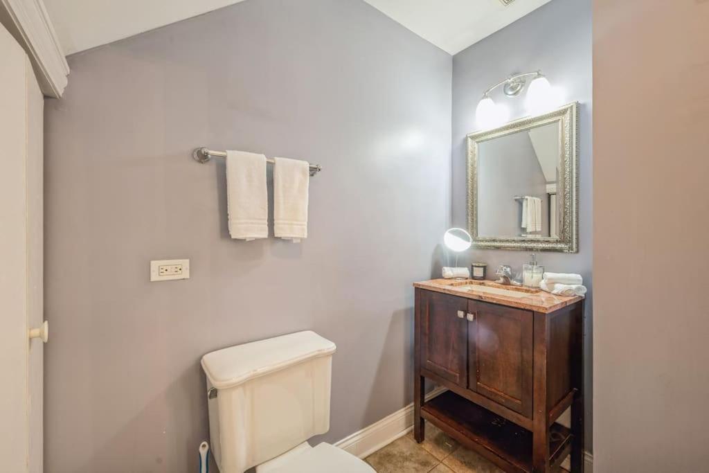 Lovely 2 Bed 3 Miles From Dt W Free Parking Chicago Exterior foto